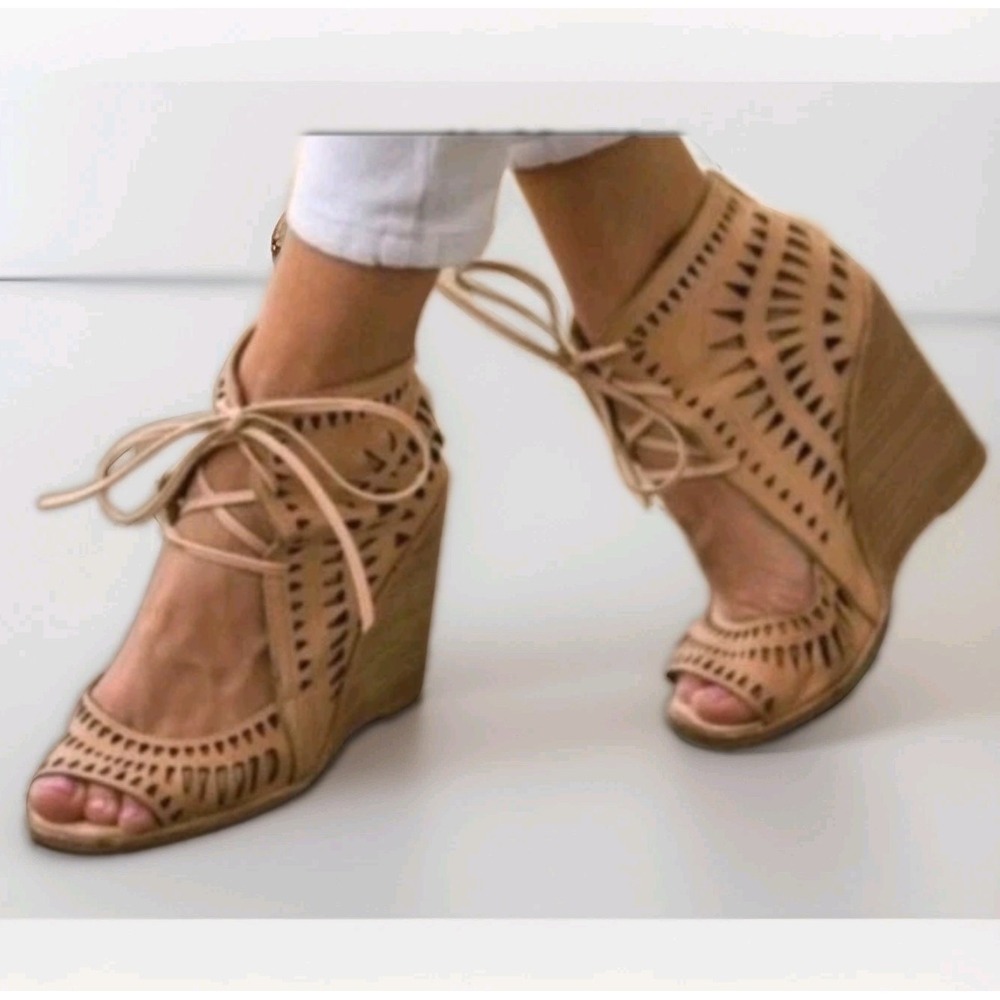 Jeffrey Campbell Rodillo Laser Cut Peep Toe Wedge Leather Lace Up Tan Sandal 8.5